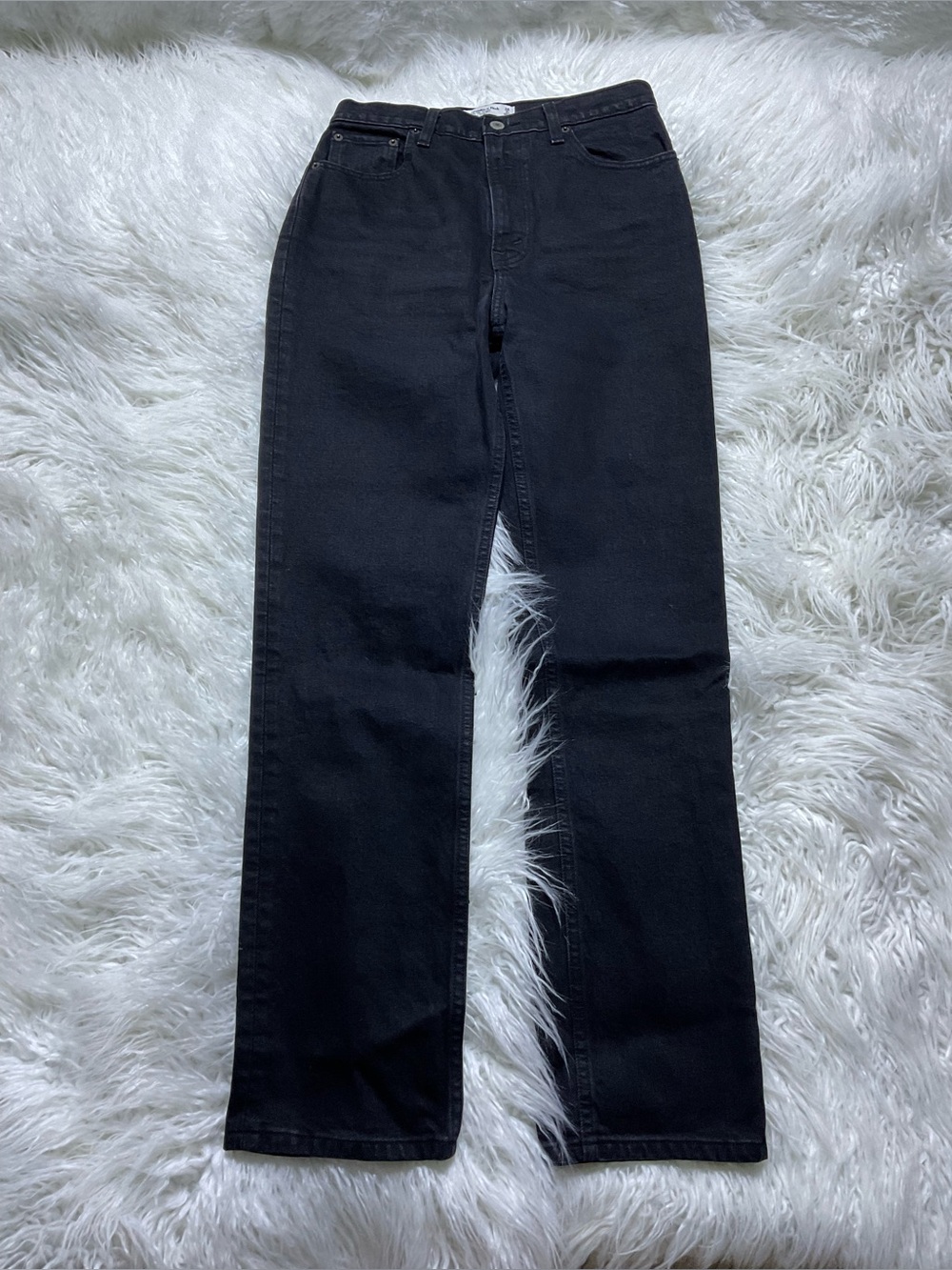 Abercrombie The 90’s Straight Ultra High Rise Jeans